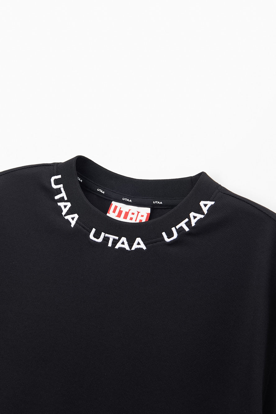 UTAA シリアルロゴクルーネックTシャツ ブラック:レディース