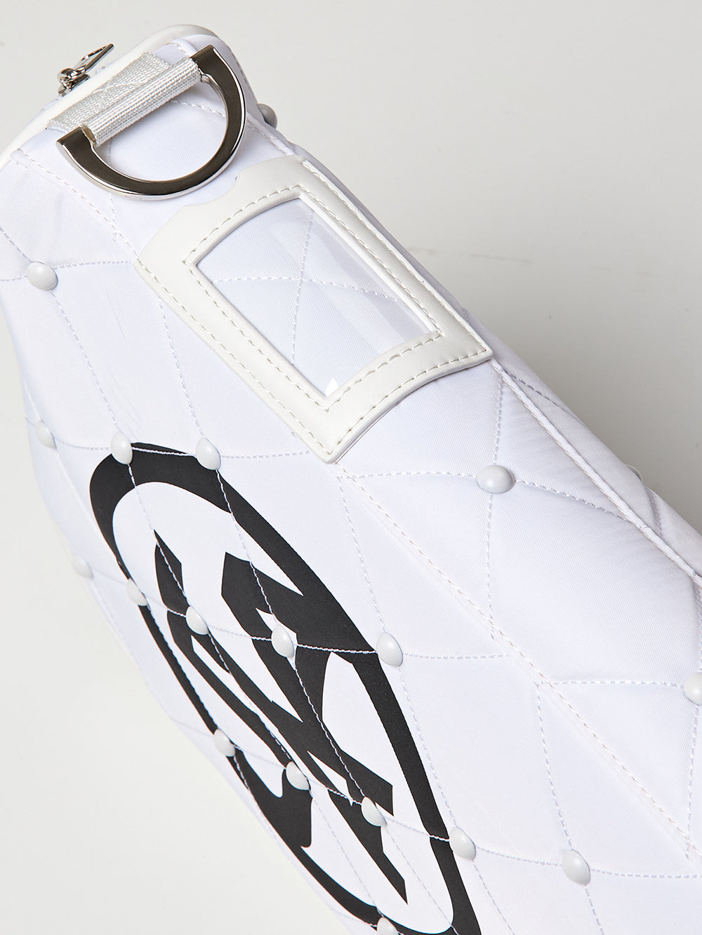 ユタ ダイヤキルティングハーフバッグ