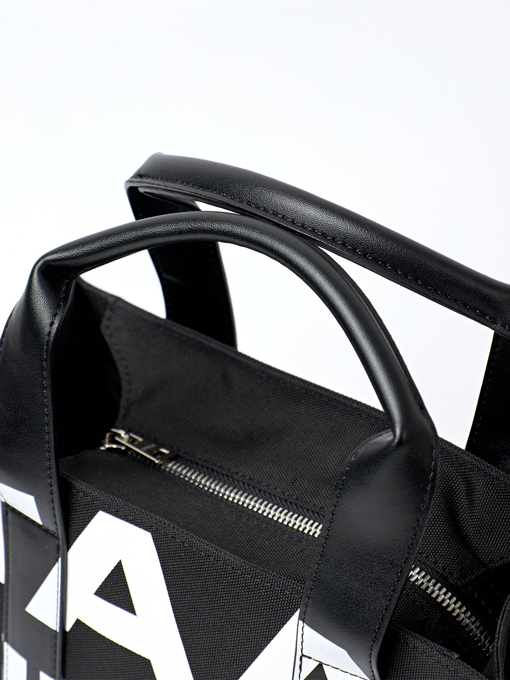 ユタ シグナルロゴトッドバッグ