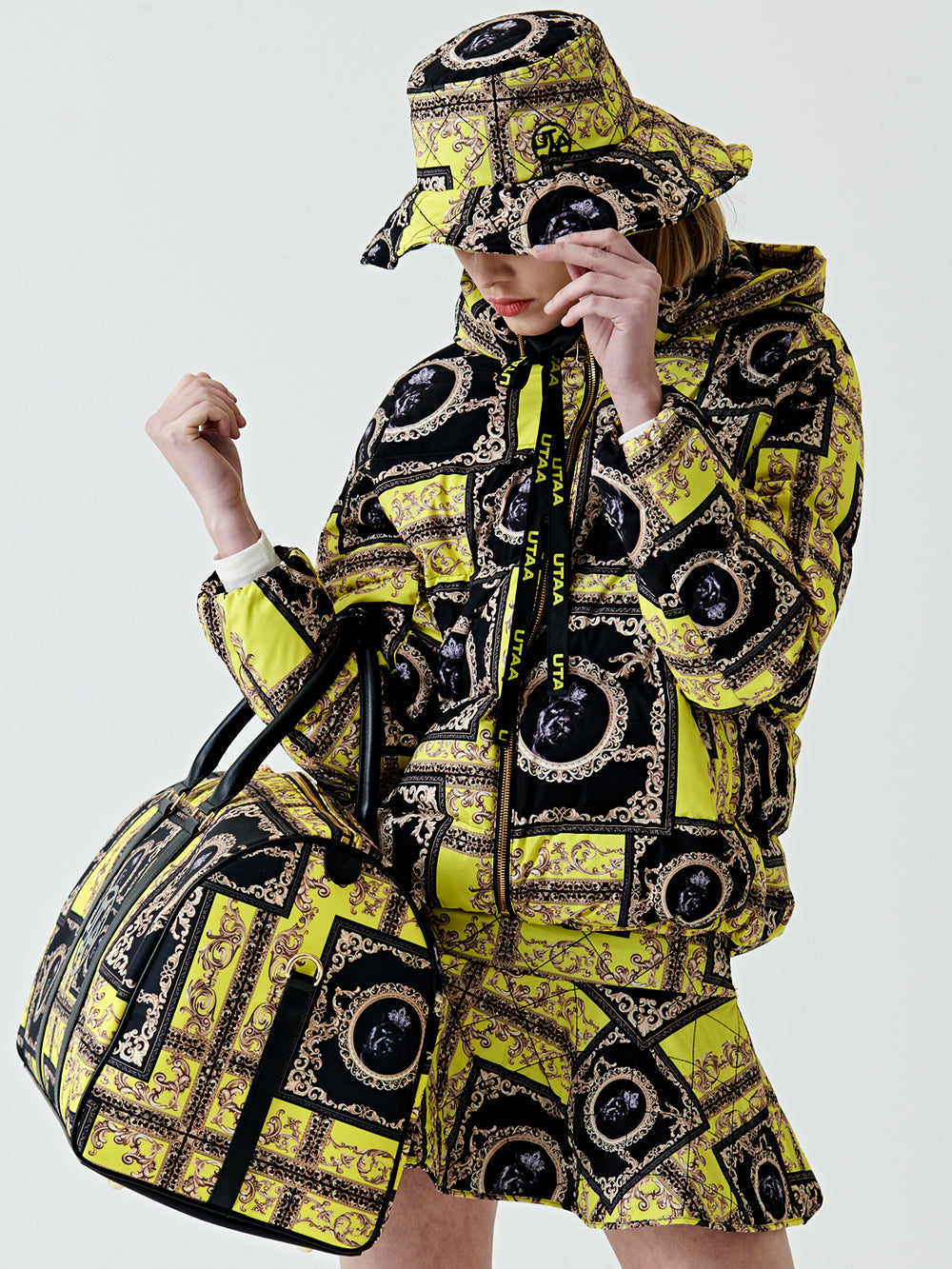 ユタ ネオンバロックショートスカート