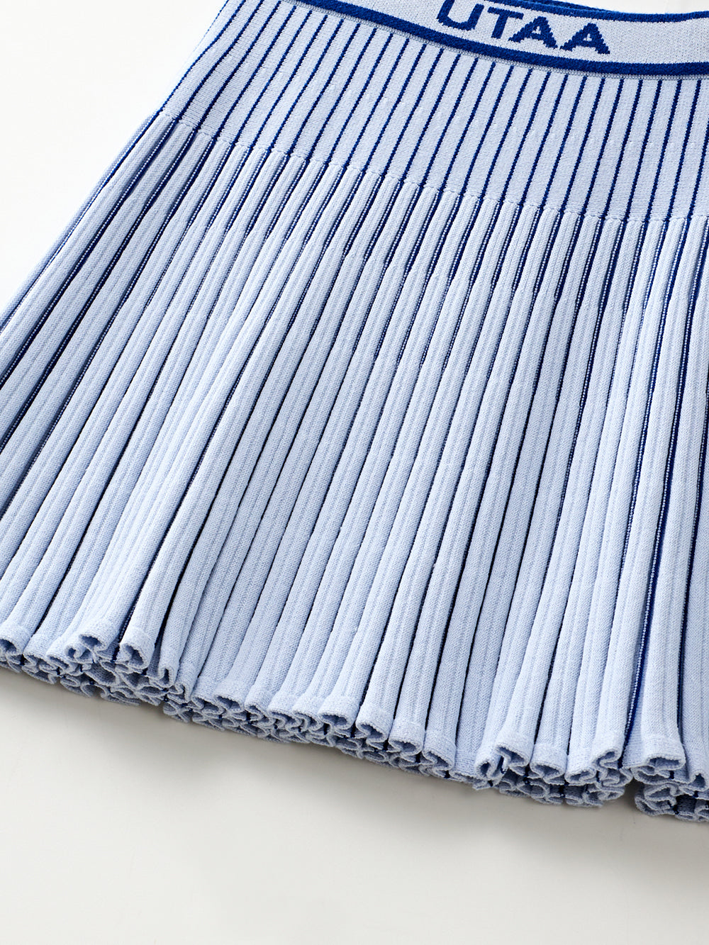 ユタ バーティカルストライププリーツロングスカート