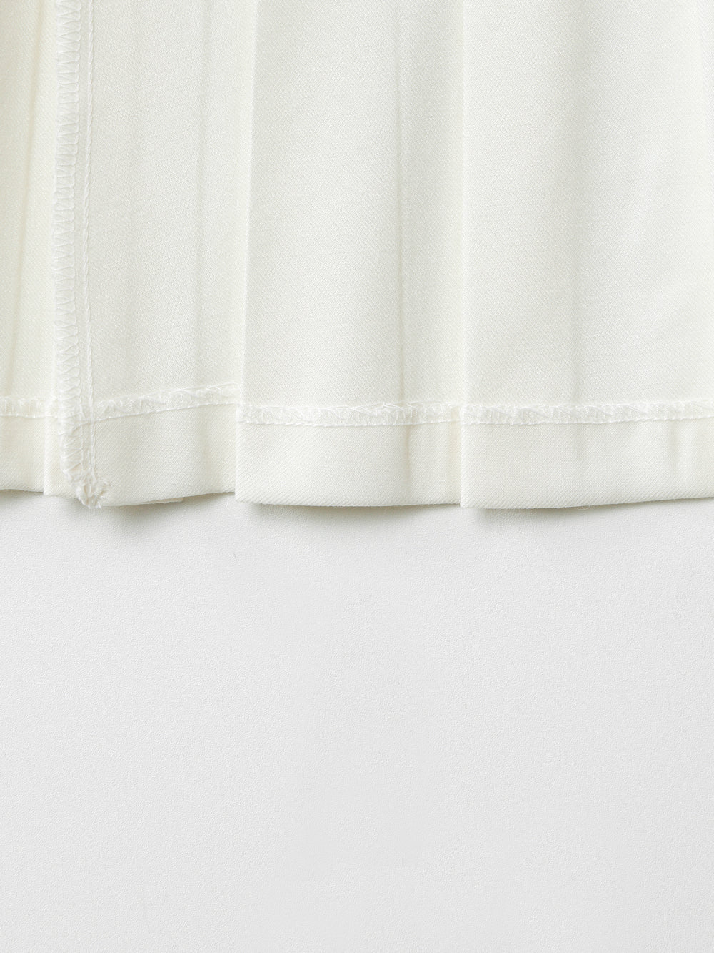 ユタ ロゴトラックバンディングロングプリーツスカート