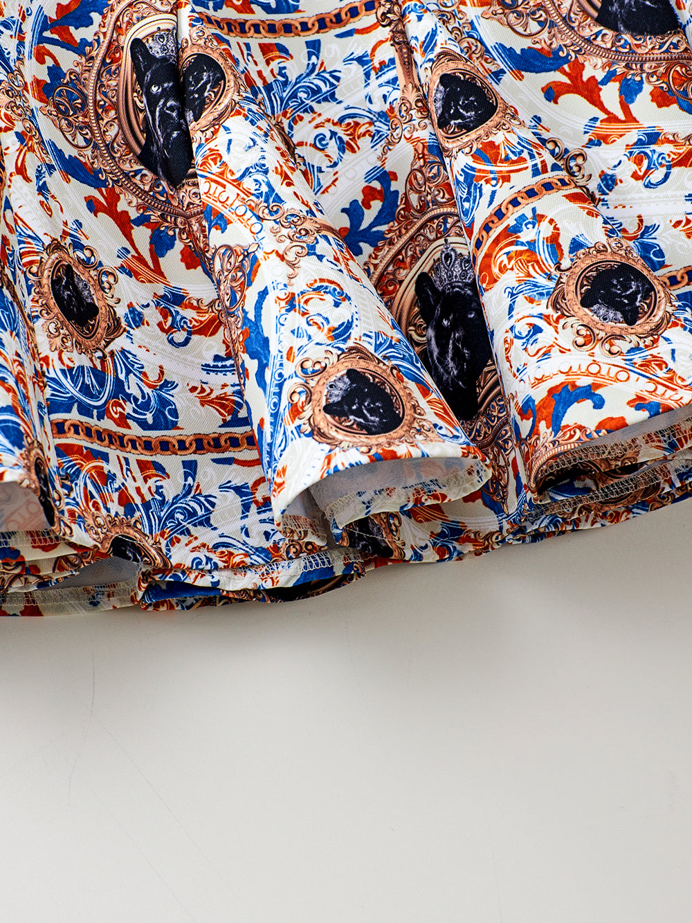 ユタ アポロバロックブルームフレアスカート