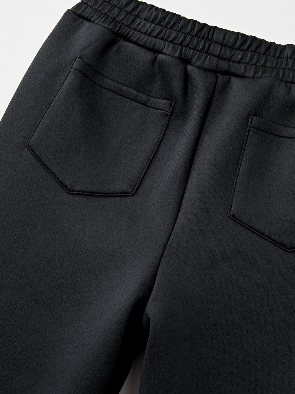 UTAA シンボルネオプレンベーシックジョガーパンツ ブラック : Women's
