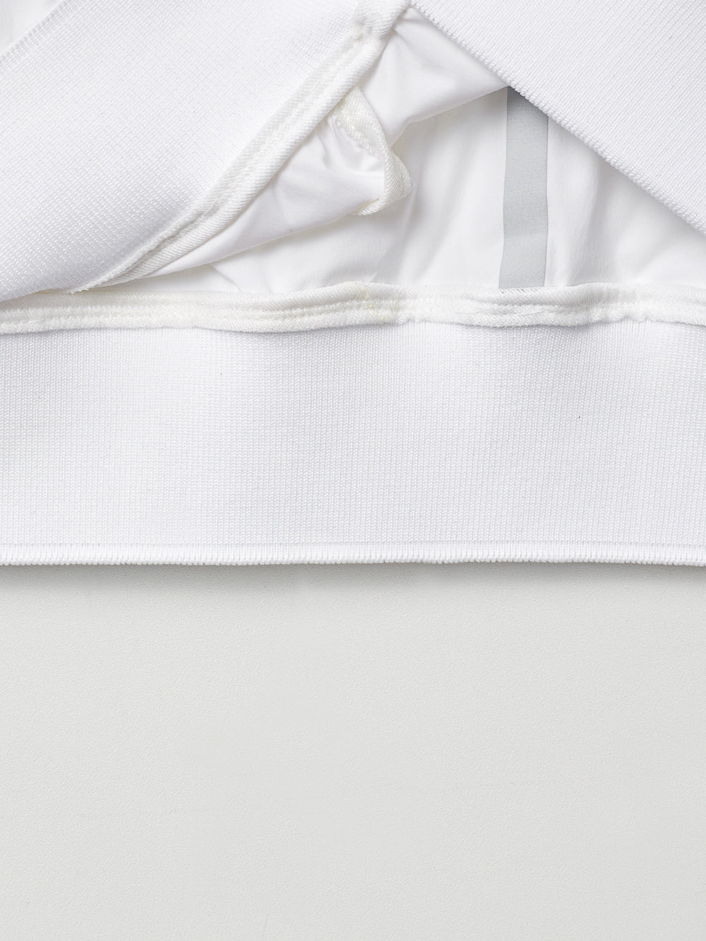 ユタ テープロゴハーフジップアップウィンドブレーカー (女性用)