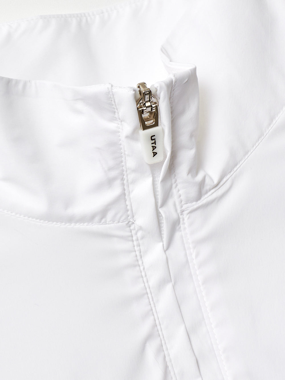 ユタ テープロゴハーフジップアップウィンドブレーカー (女性用)