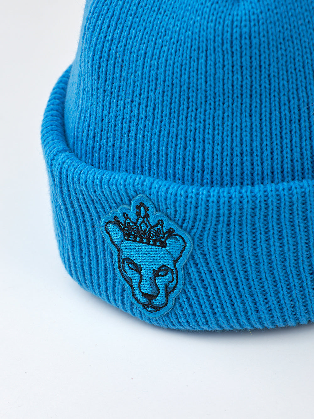 ユタ クラウンパンサーニットボールビーニー (女性用)