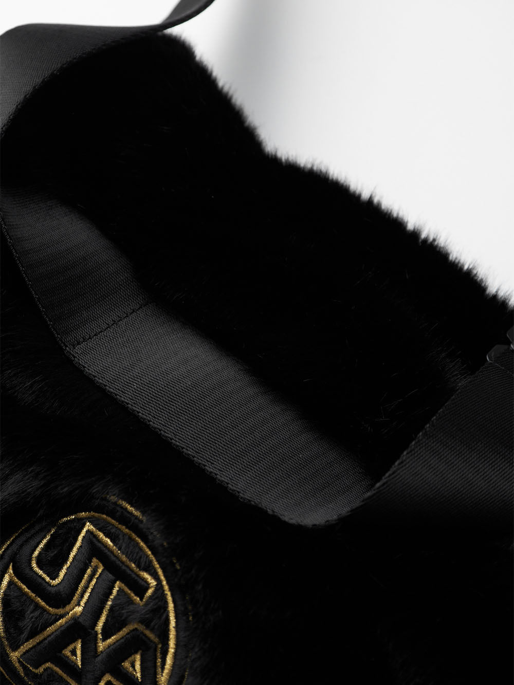 ユタ ゴルドースノーファーベルティッドハンドウォーマー (女性用)