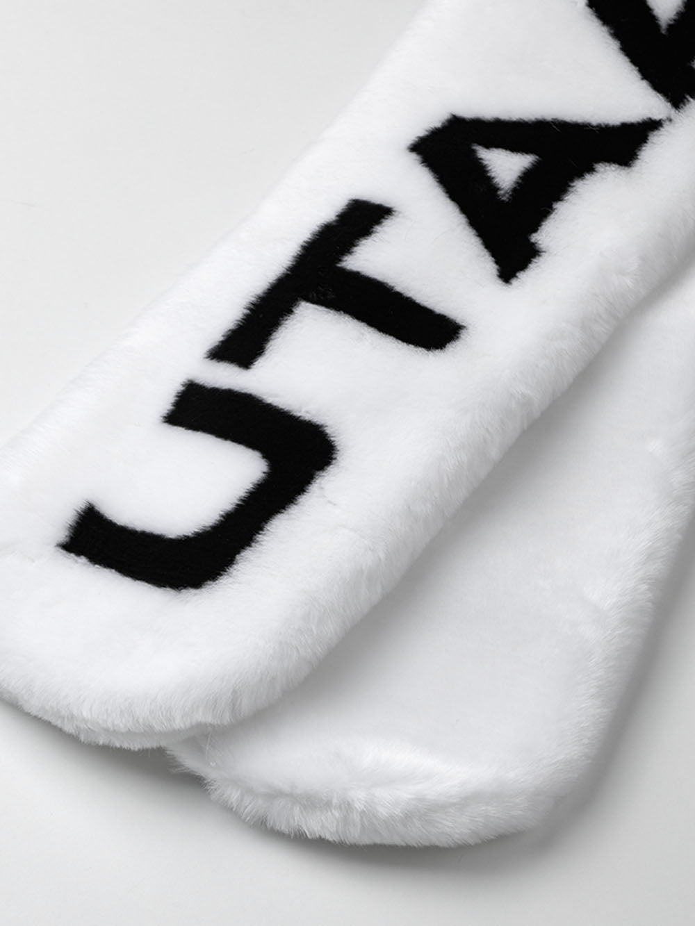 ユタ ビッグロゴスノーファーマフラー (女性用)