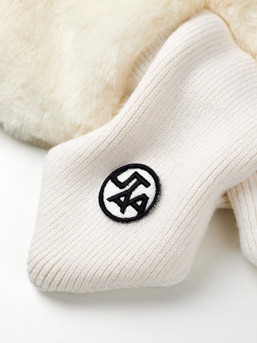 ユタ ベーシックシンボルスノーファーニットマフラー (女性用)