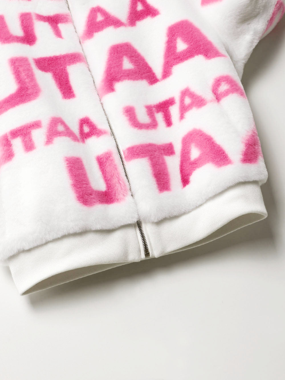 UTAA Signalロゴファージャケット ホワイト : Women's