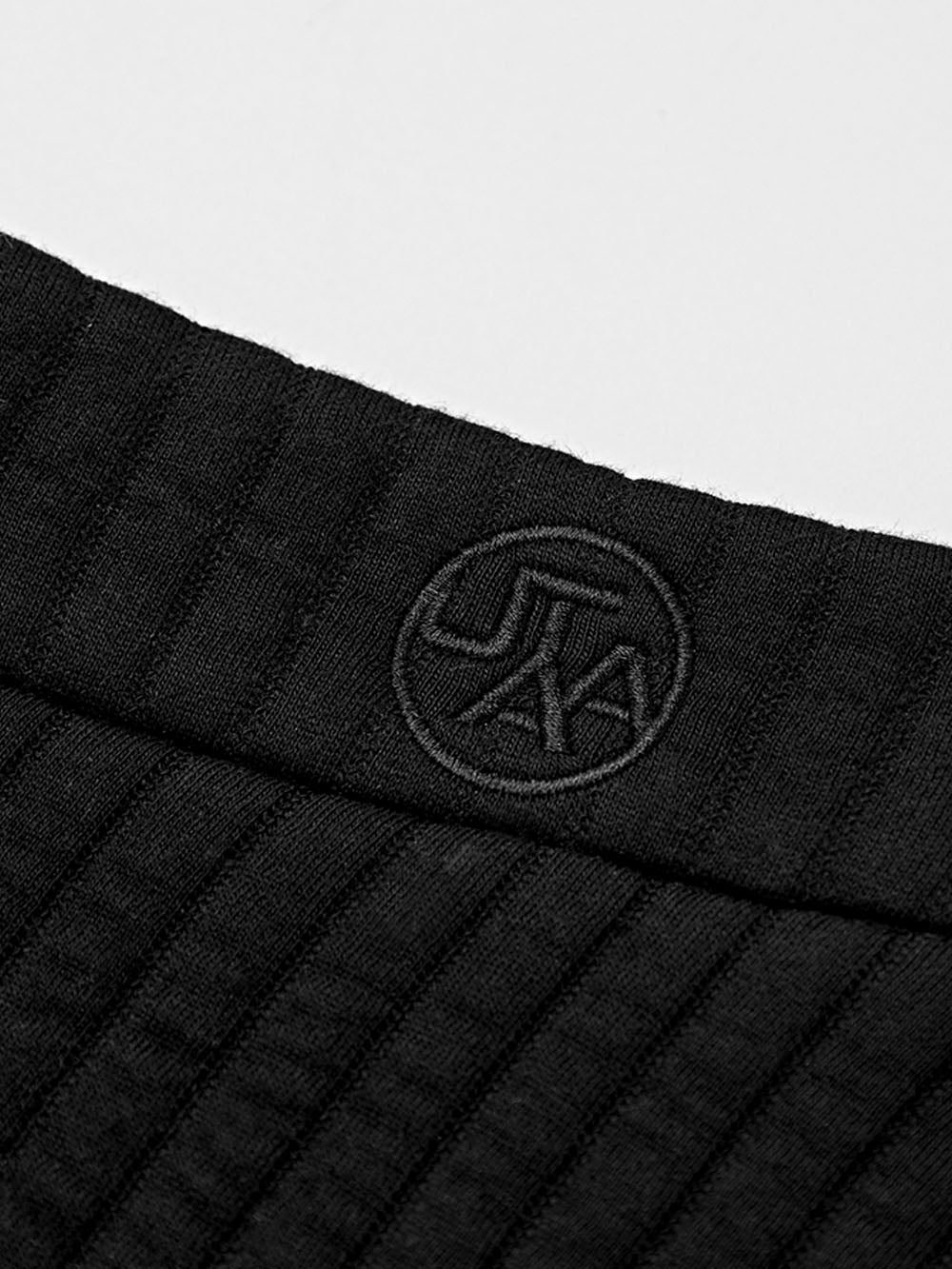 ユタ ドゥーヴェイウールベーシックスカート