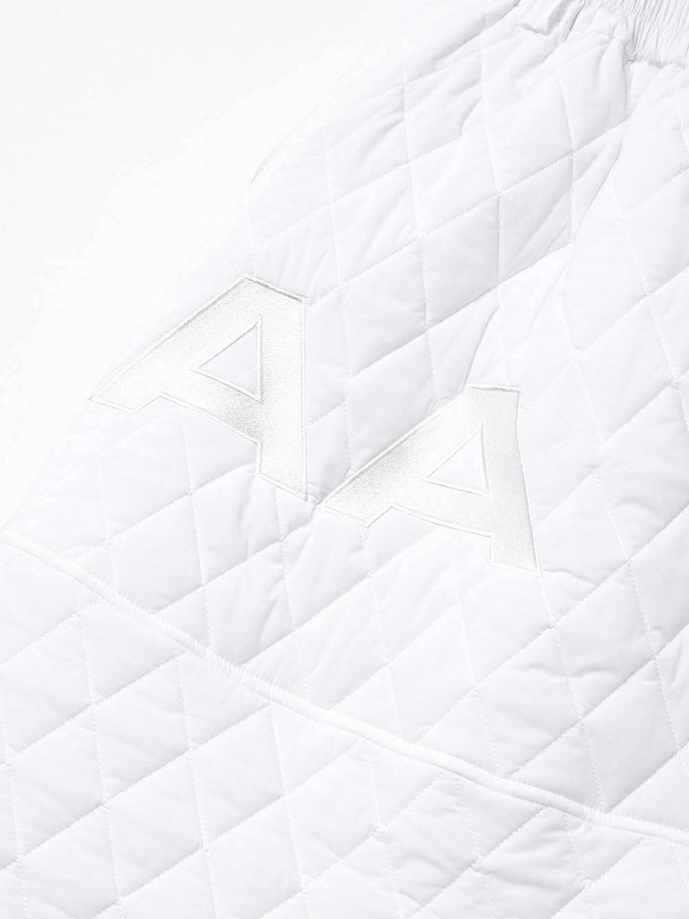 ユタ ロゴキルティングベルトロングスカート