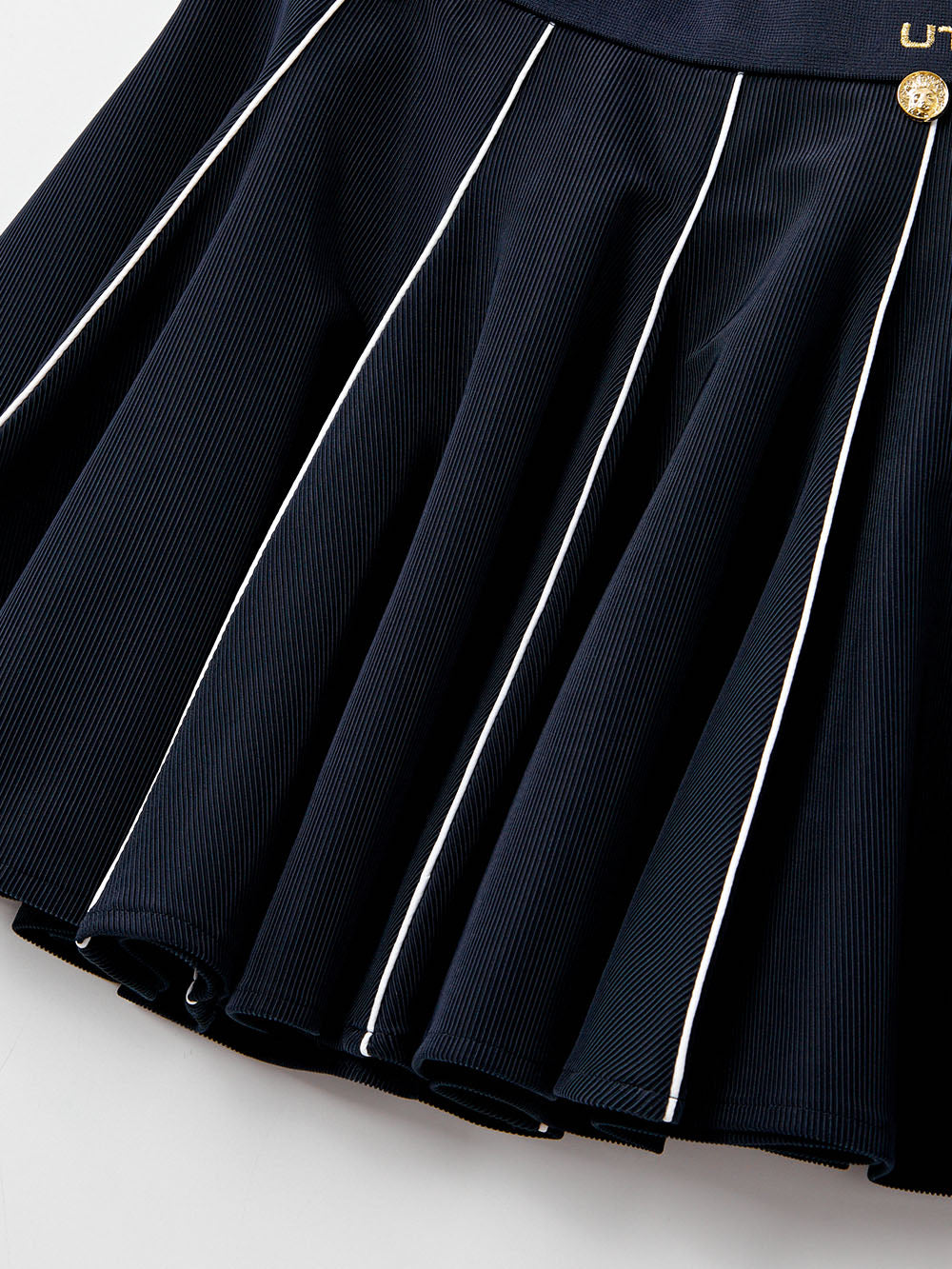 ユタ ドゥカートエンジェルラインフレアスカート