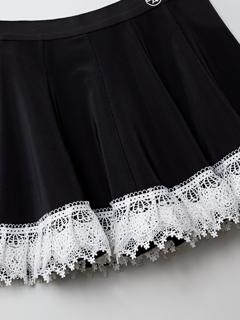 ユタ ノートルダムリボンレースフレアスカート