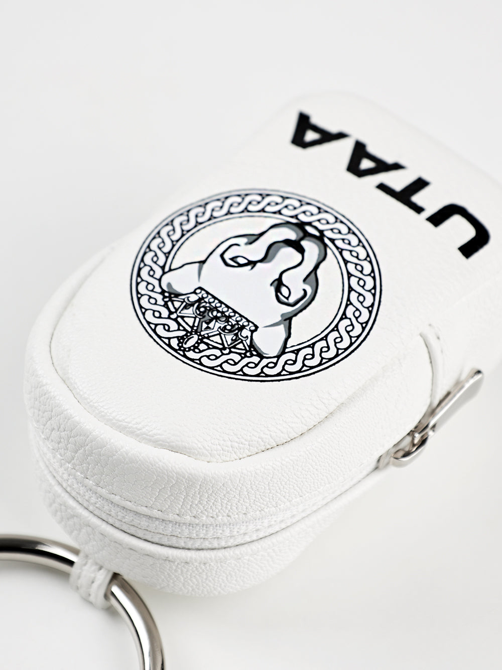 ユタ スクドリングパンサーボールポーチ