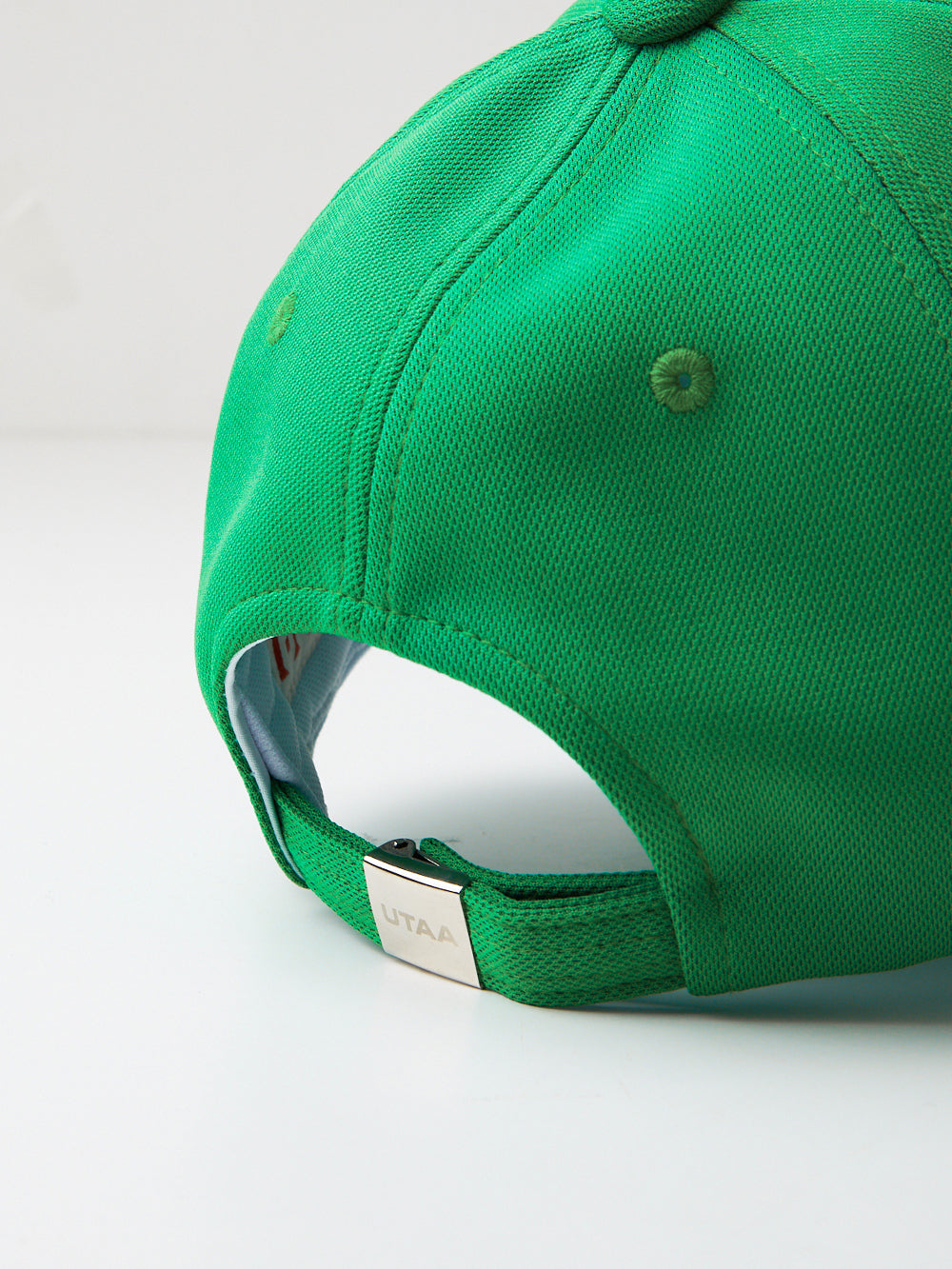 ユタ ビッグロゴスライドサンバイザー