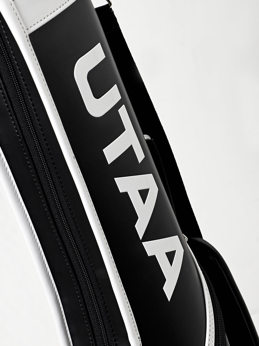 UTAA パッセンジャースポーツハーフバッグ ブラック