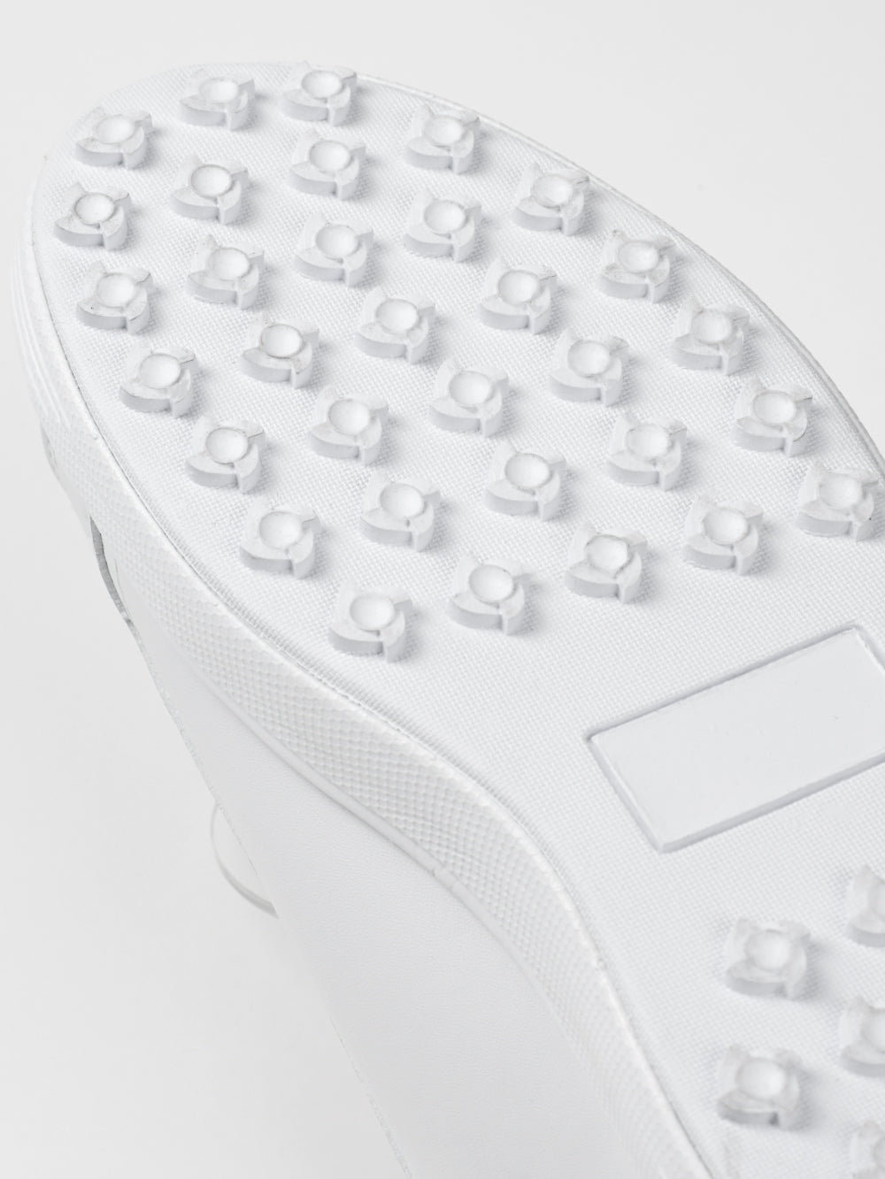 ミッドデイ スタッズ ゴルフスニーカー:レディース