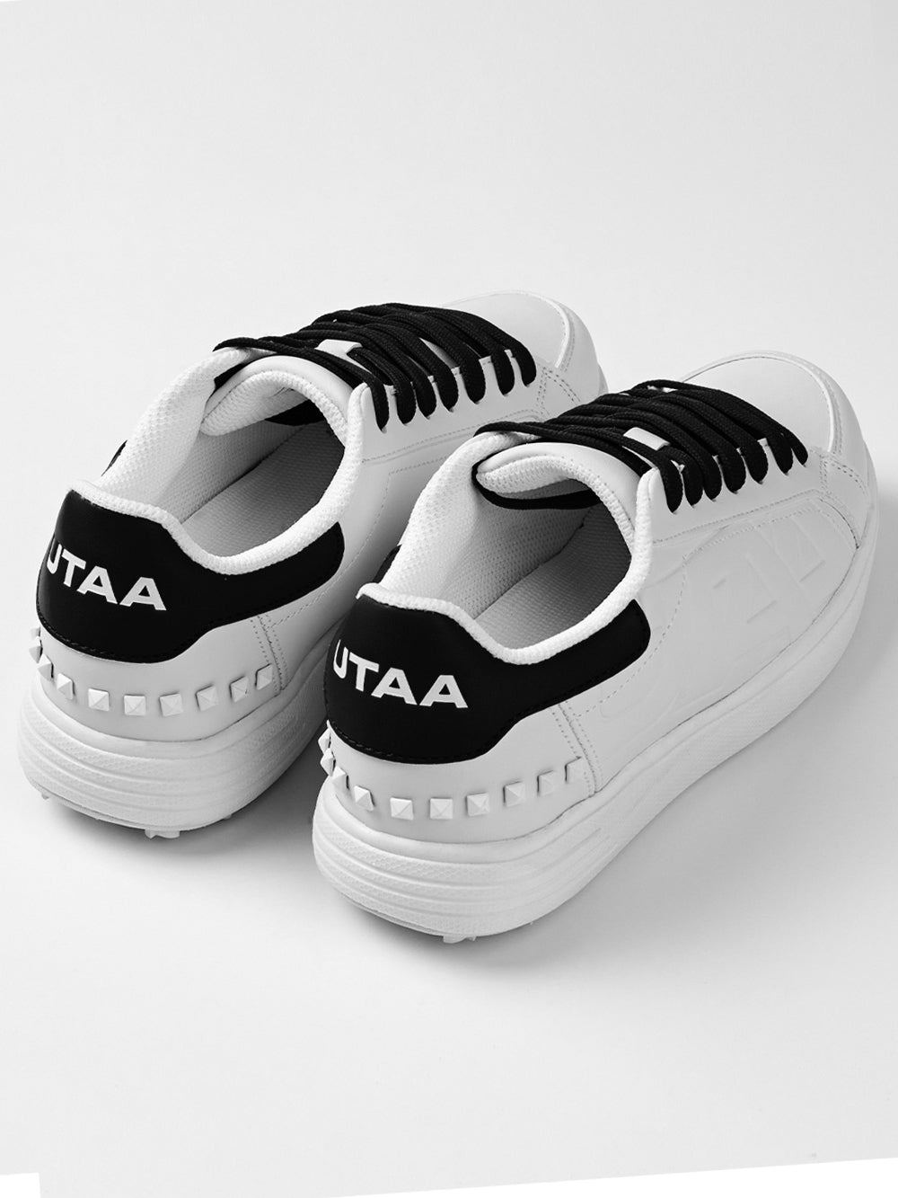 ミッドデイ スタッズ ゴルフスニーカー:レディース