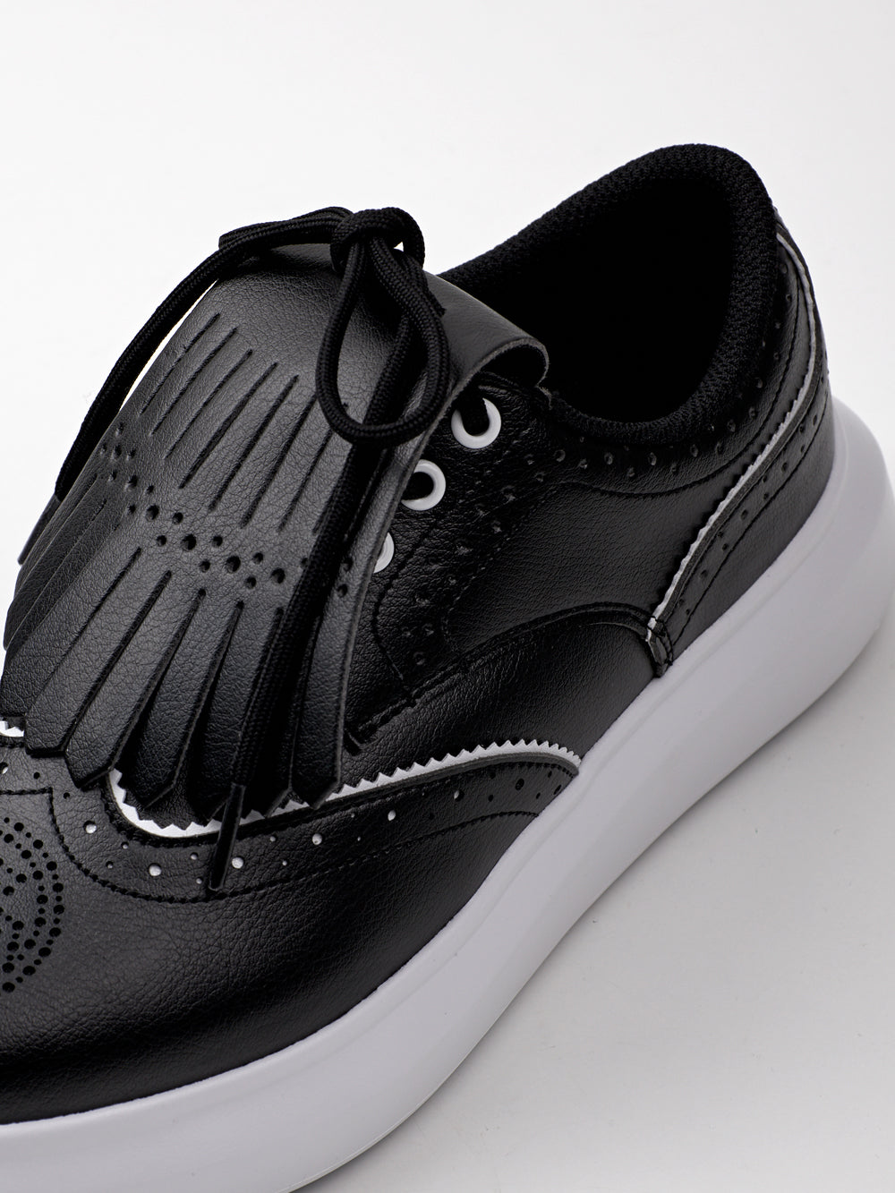 ユタ パンチングダービーキルティスニーカー (女性用)