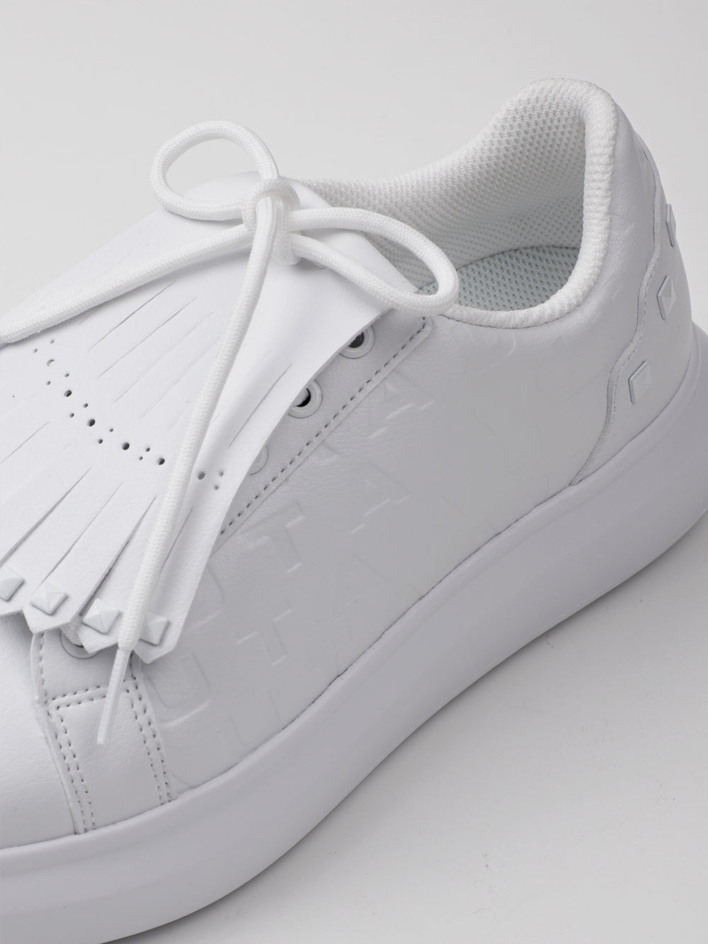 ユタ マーカー ダービー スタッド キルティ スニーカー : 女性用