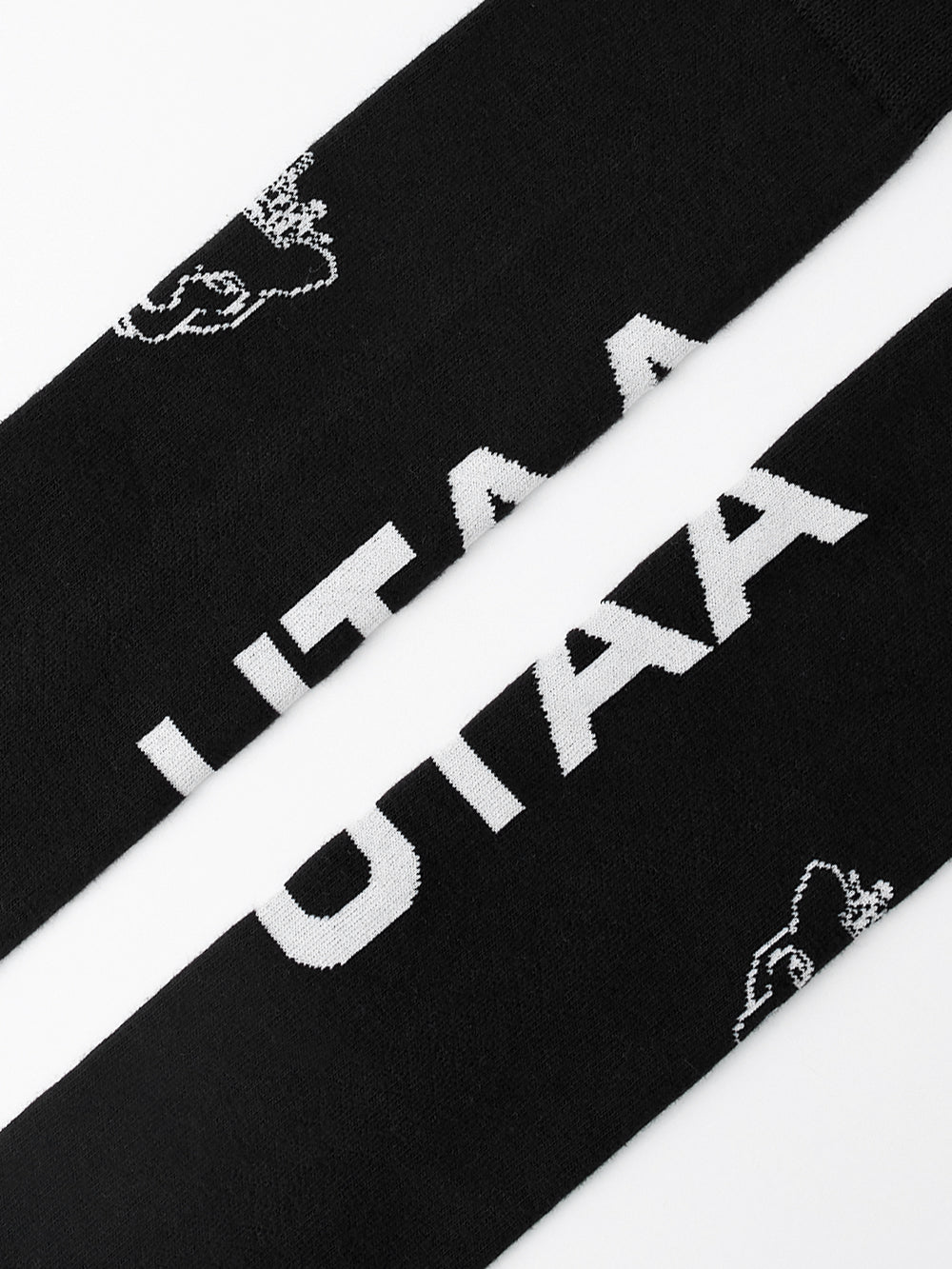 ユタ ネオンパンサーロゴオバーニーソックス