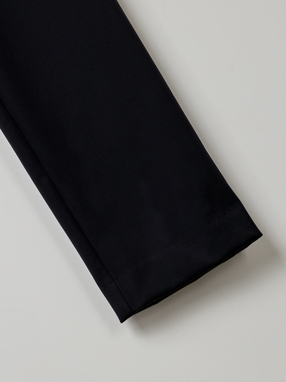 ユタ スリムフィットベーシックパンツ (女性用)