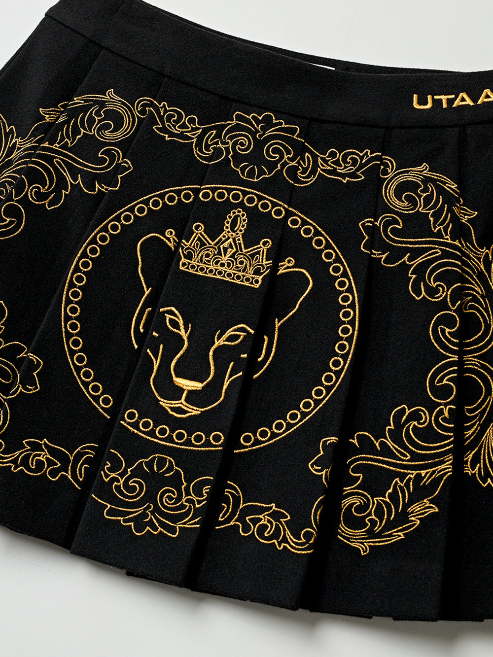 ユタ インペリアルゴールドパンサースカート
