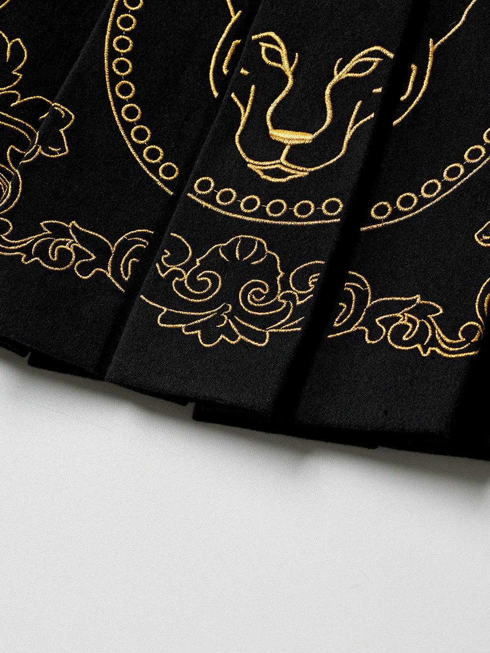 ユタ インペリアルゴールドパンサースカート