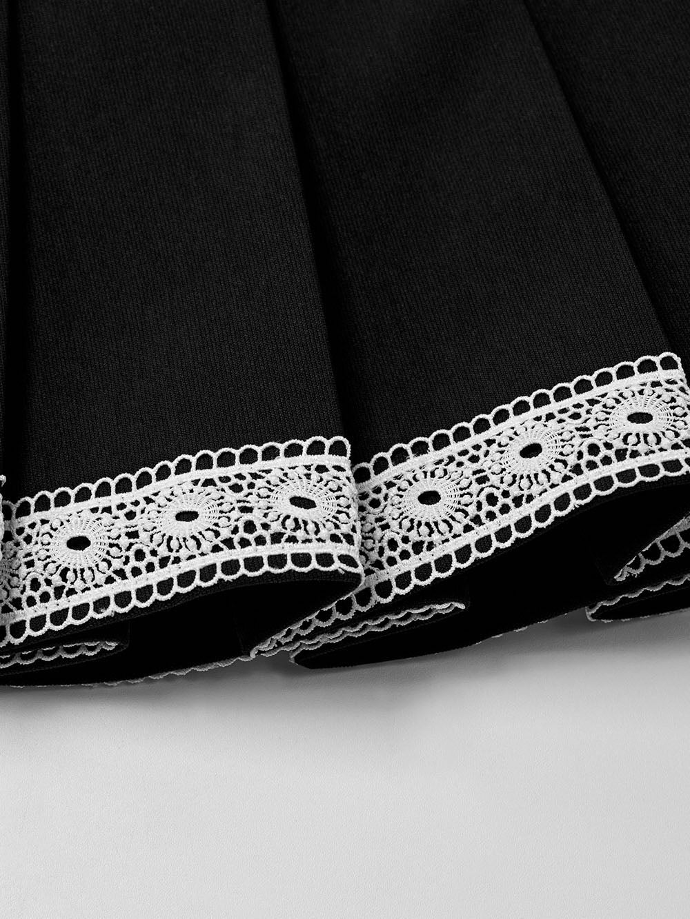 ユタ ノートルダムレースフレアスカート