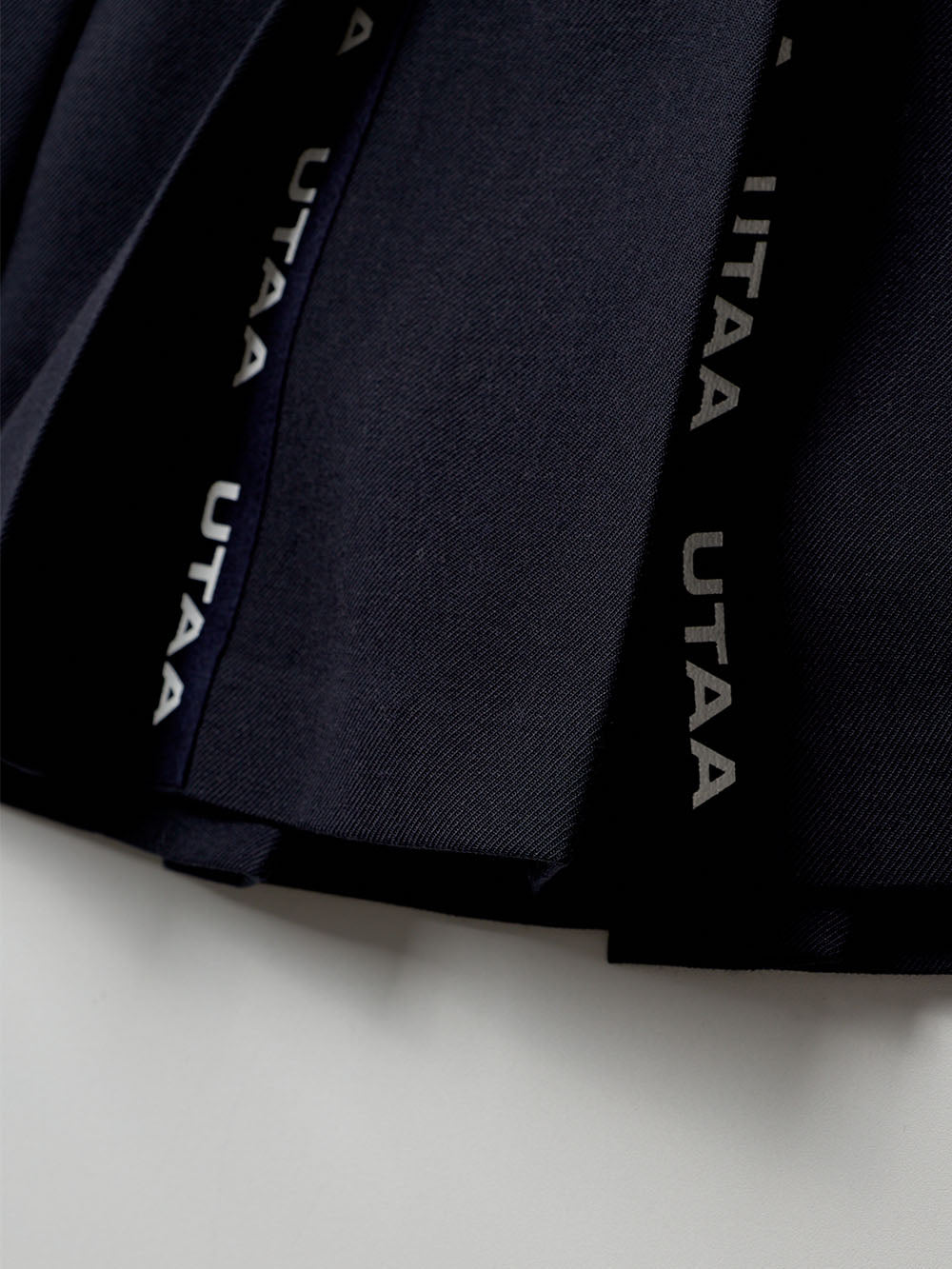 ユタ ヒドゥンロゴベーシックファンスカート