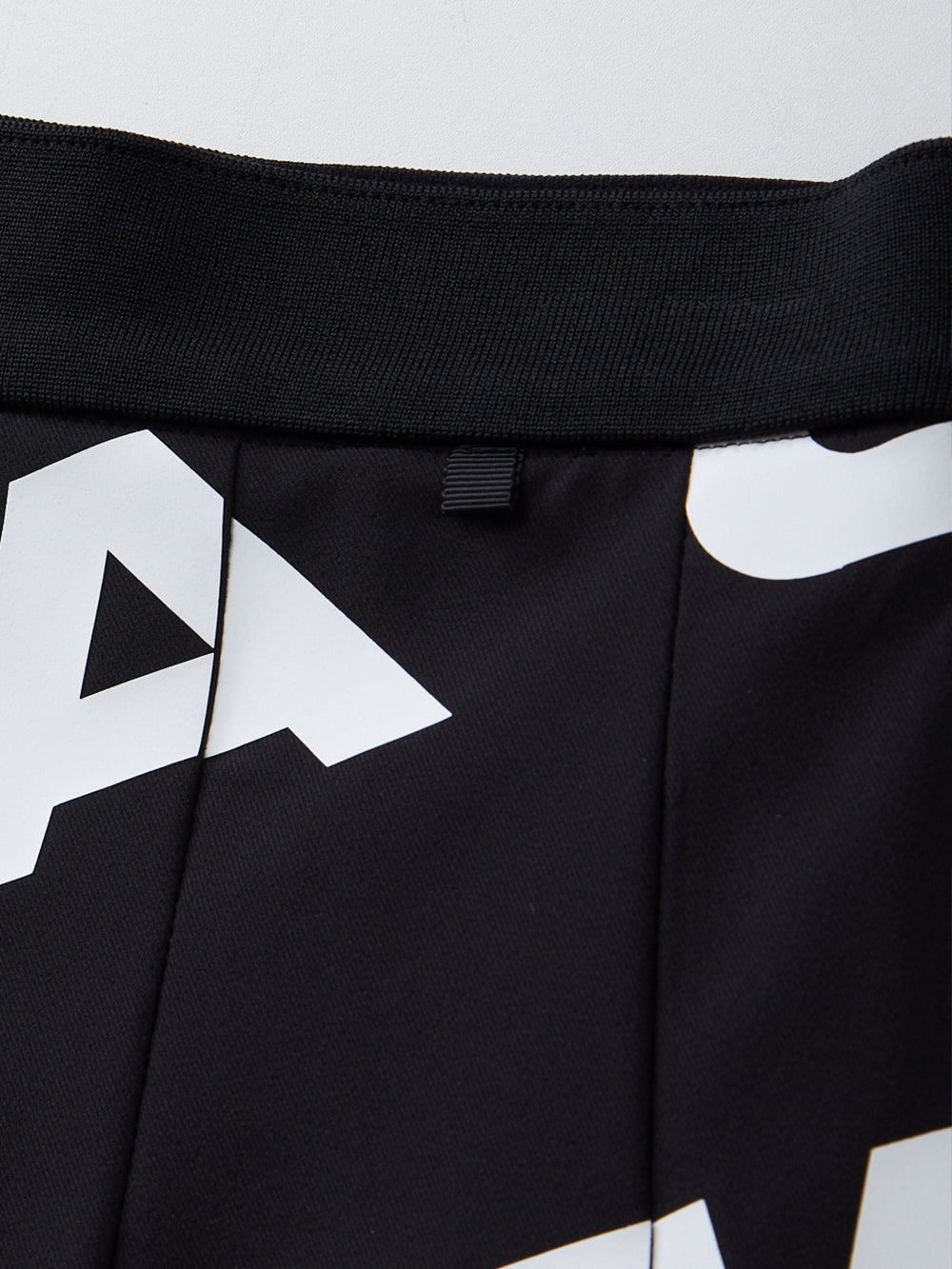 ユタ ロゴウェーブフレアスカート (女性用)