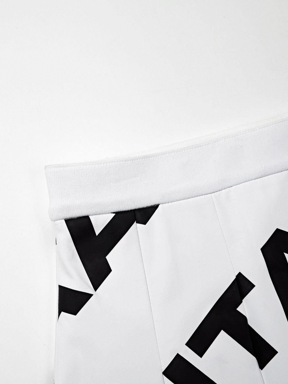 ユタ ロゴウェーブフレアスカート (女性用)