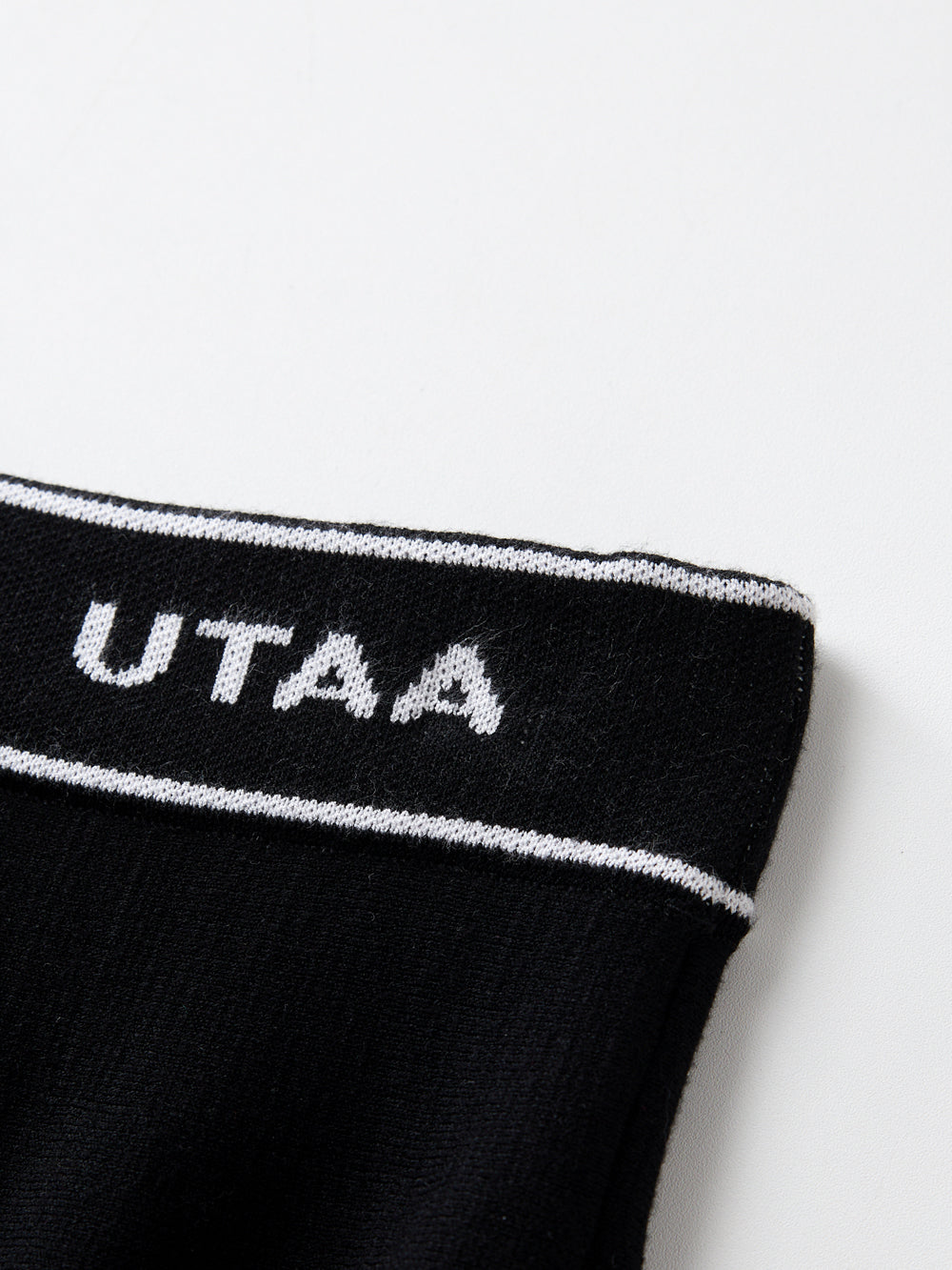 UTAA ウェーブニットフレアスカート ブラック : Women's