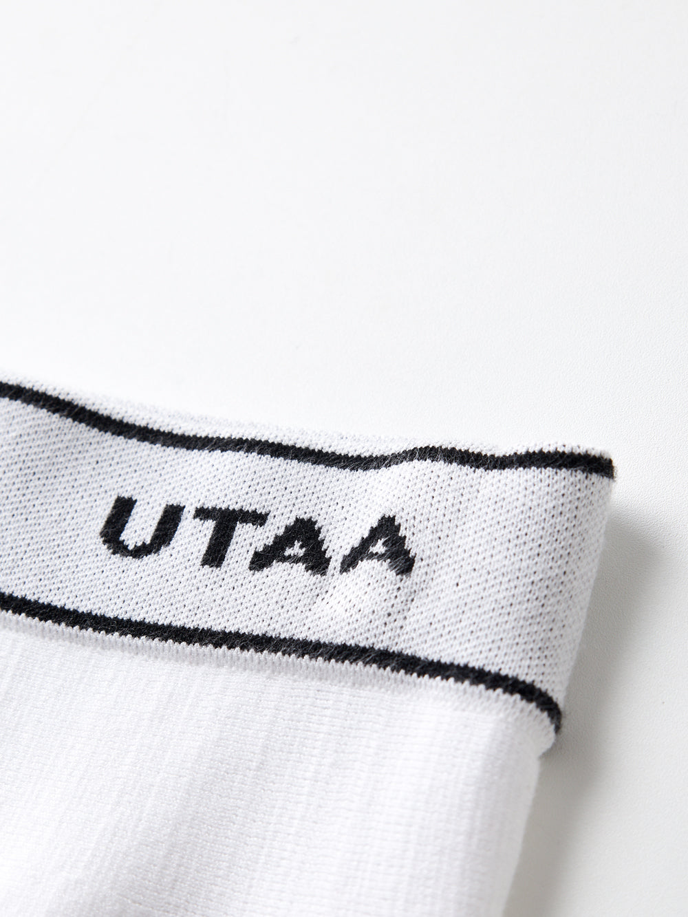 UTAA ウェーブニットフレアスカート ホワイト : Women's