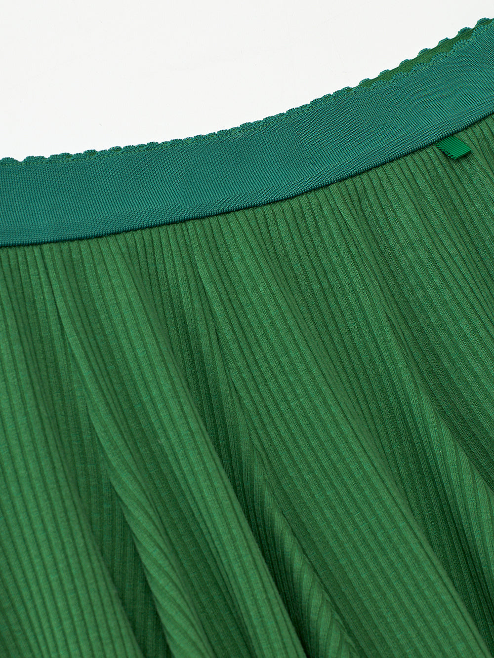 ユタ ドゥカットピンキングフレアスカート