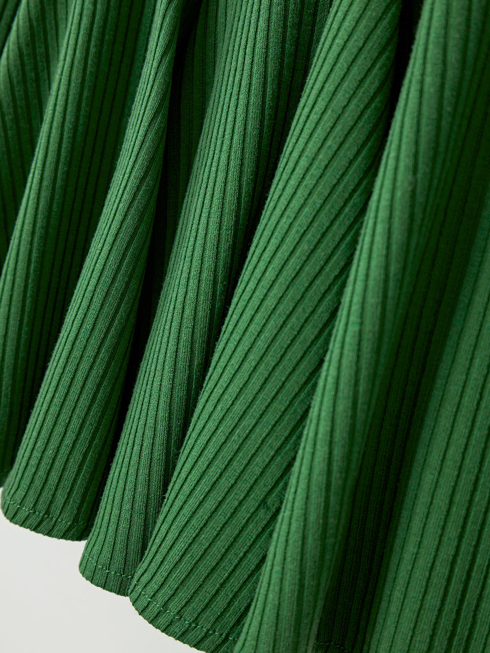 ユタ ドゥカットピンキングフレアスカート