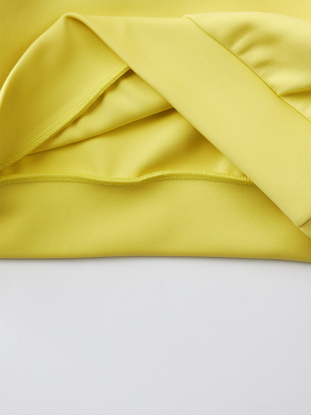 ユタ バロックネオプレンタートルネックTee (女性用)