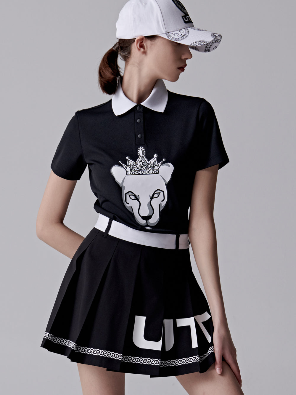 UTAA クラウンパンサーPkTシャツ ブラック : Women's