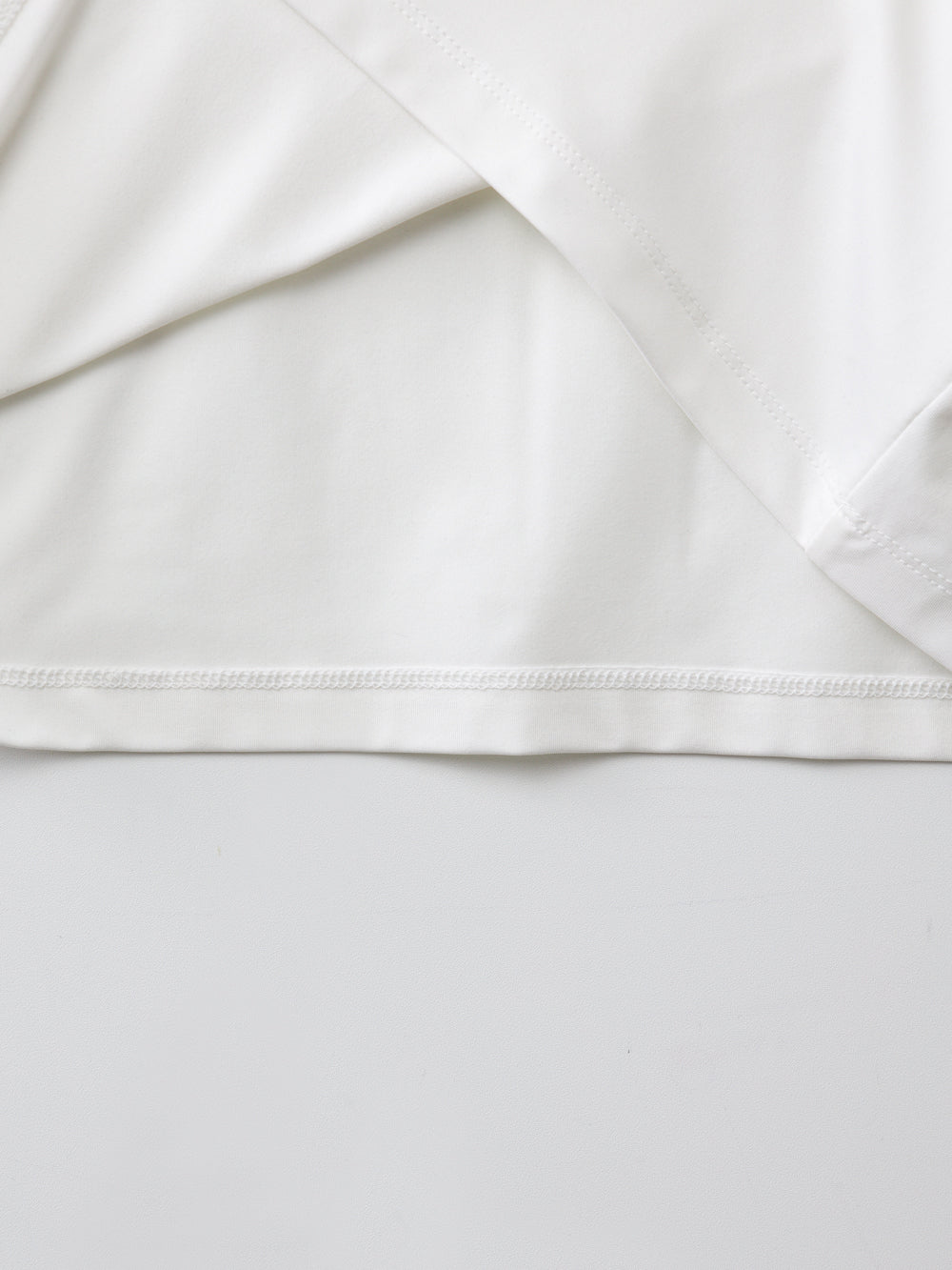 UTAA シンボルスリーブTシャツ ホワイト : Women's