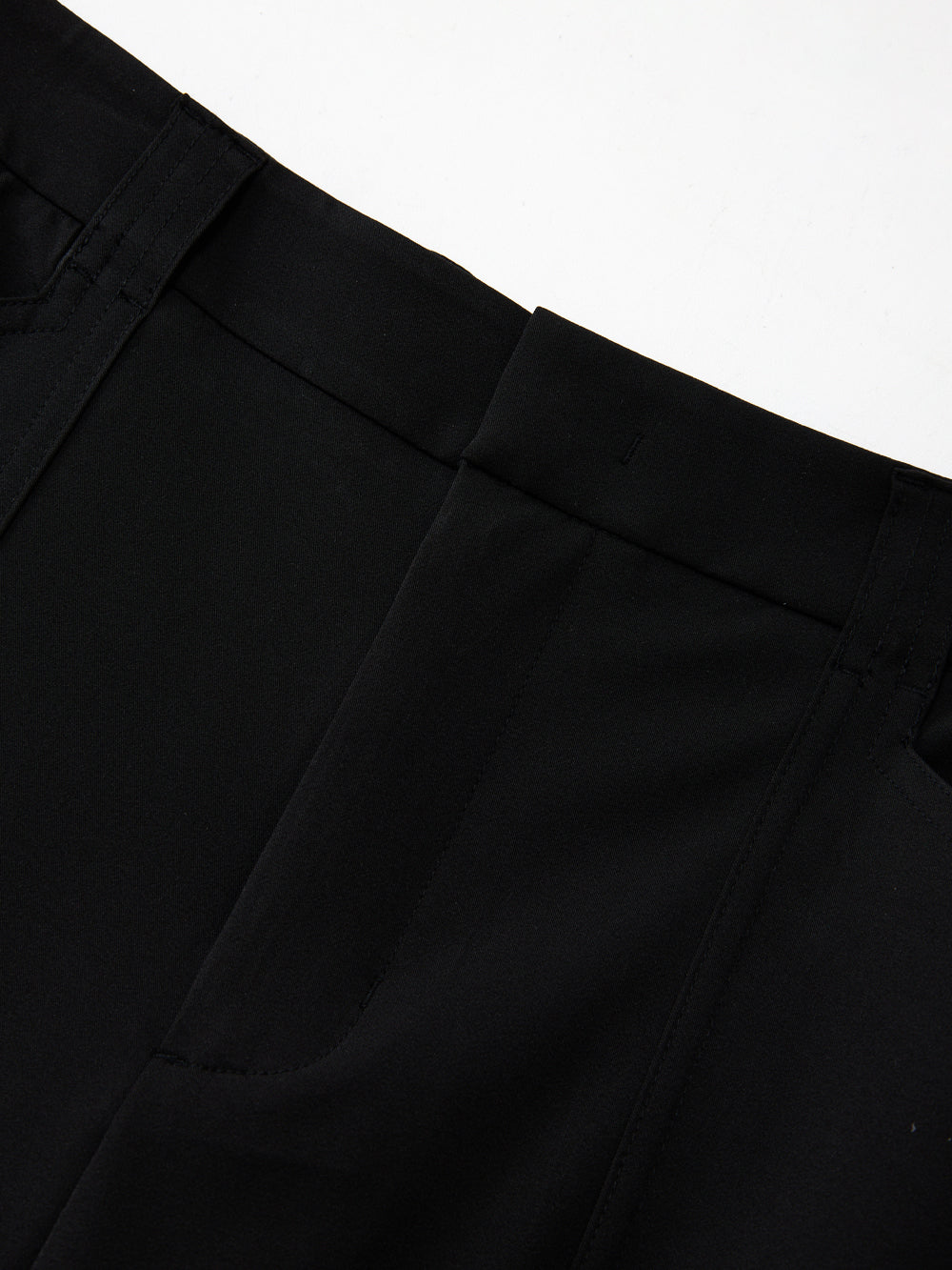 UTAA シンボルロゴパンツ ブラック : Men's