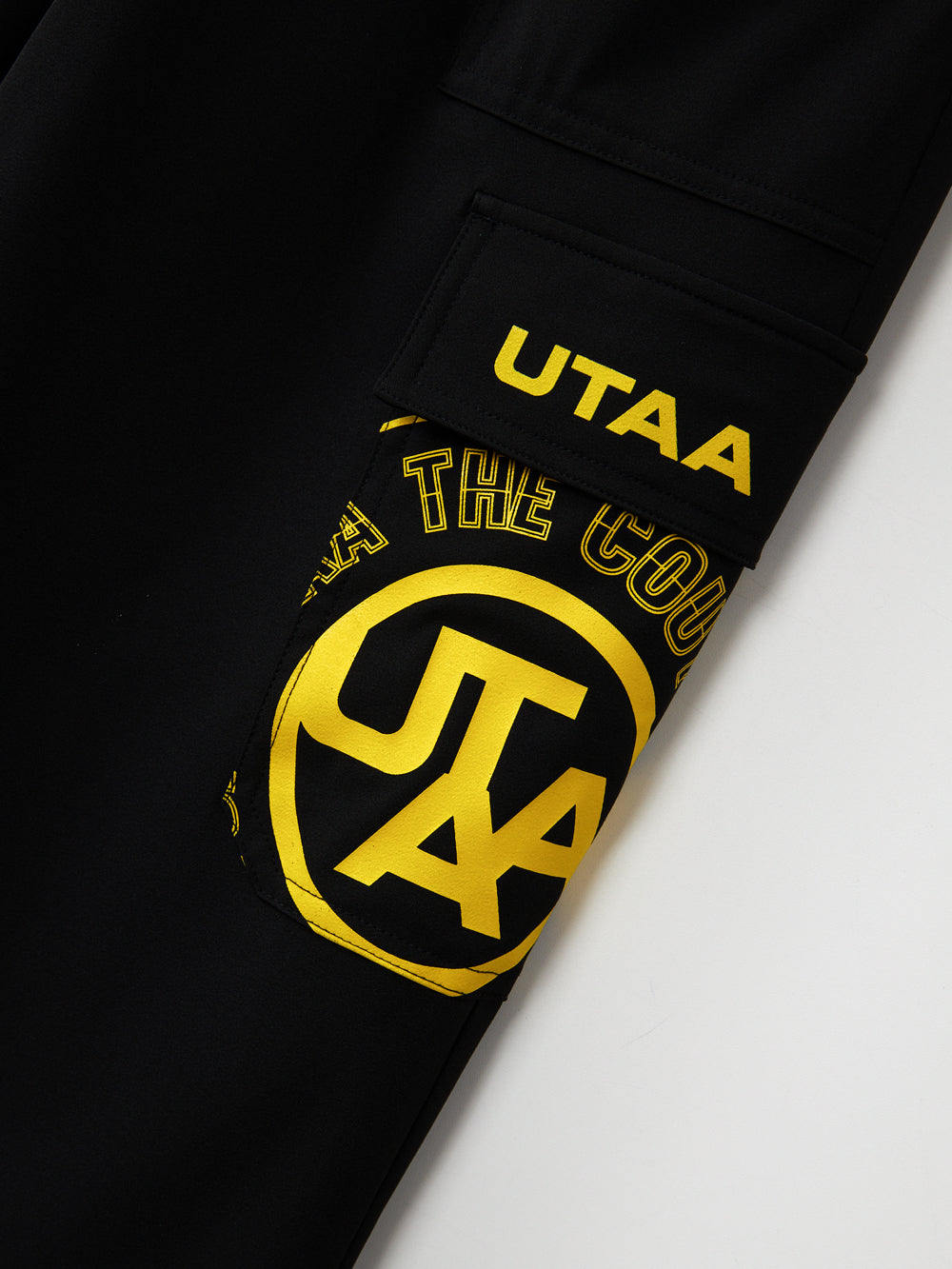 UTAA シンボルロゴパンツ ブラック : Men's