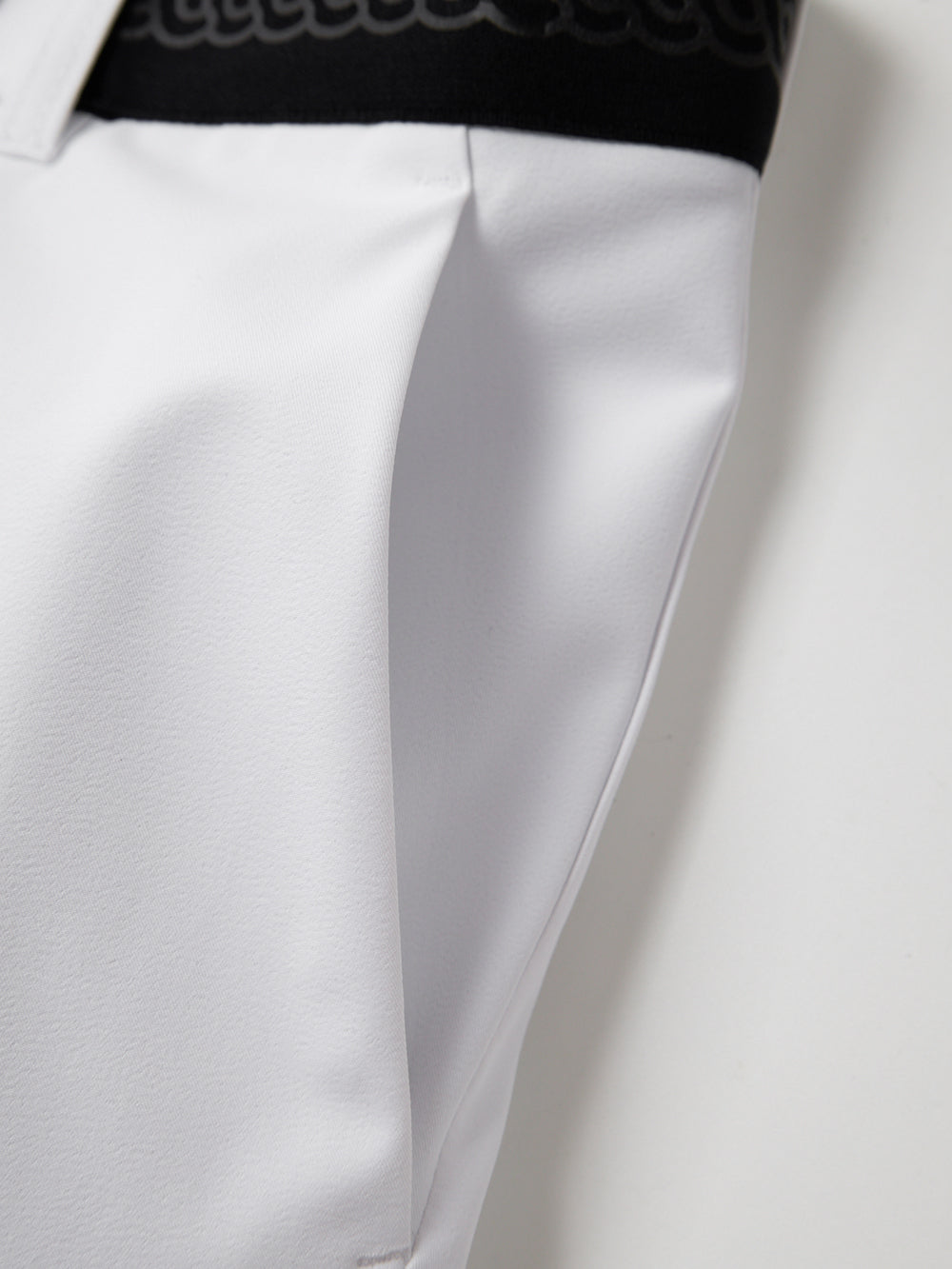 ユタ スクドラインロゴパンツ (男性用)