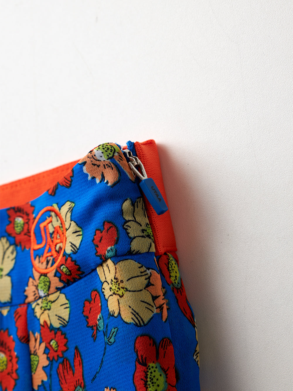 ユタ カラーポップフラワーフレアスカート (女性用)