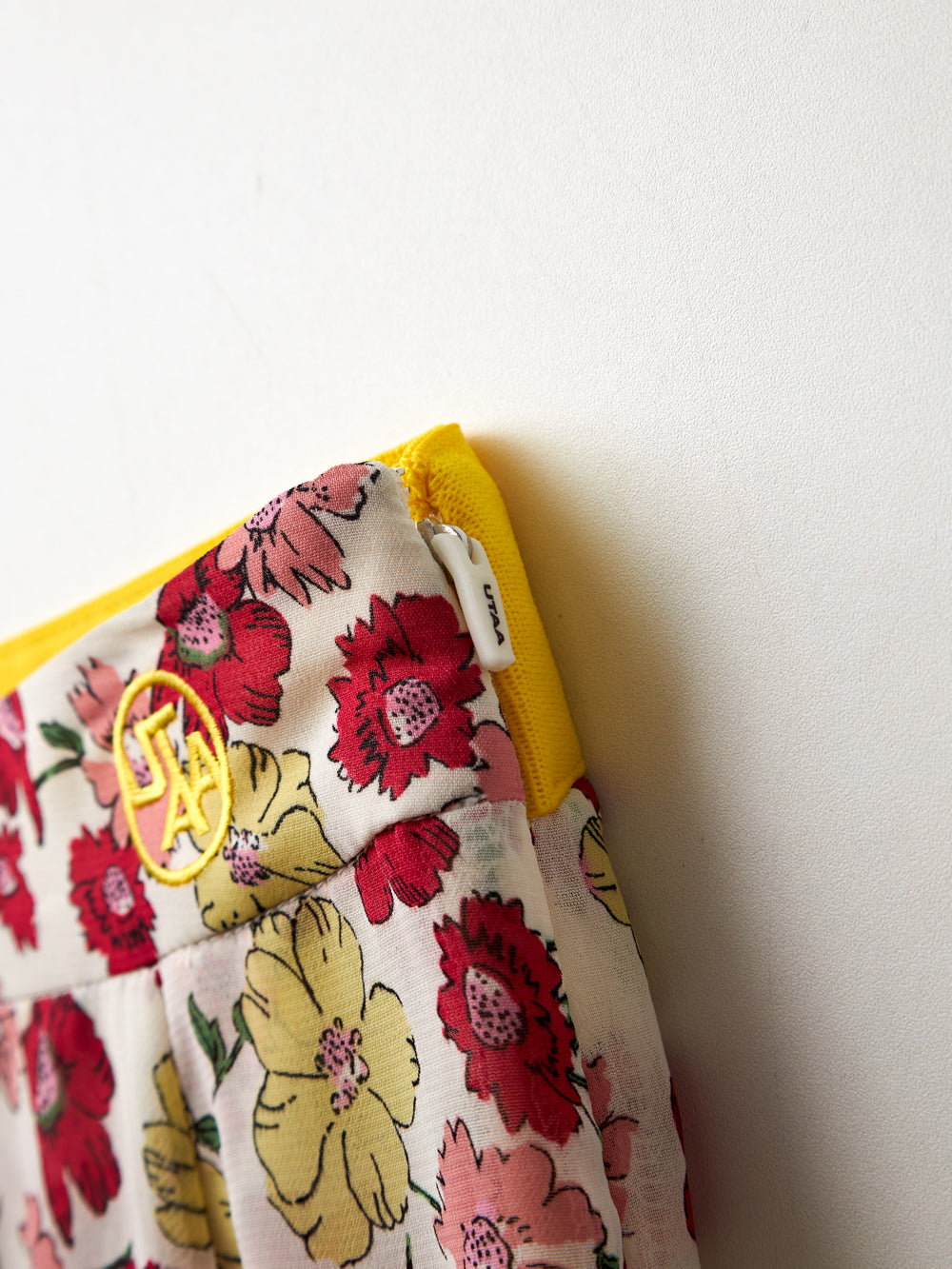 ユタ カラーポップフラワーフレアスカート (女性用)