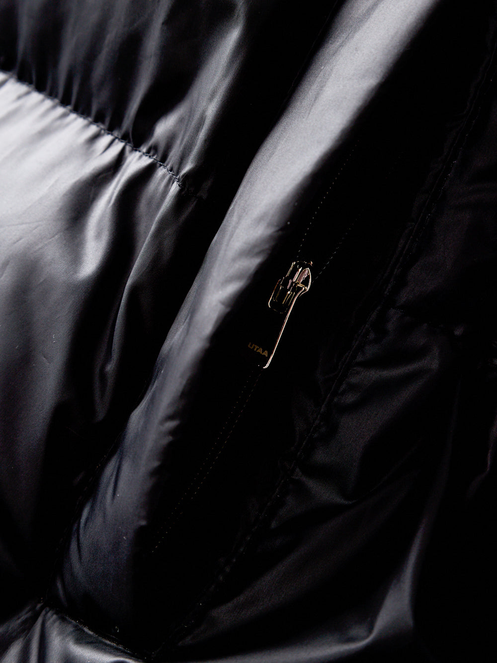 UTAA ボールドロゴBeltedダウンジャンパー : Women's