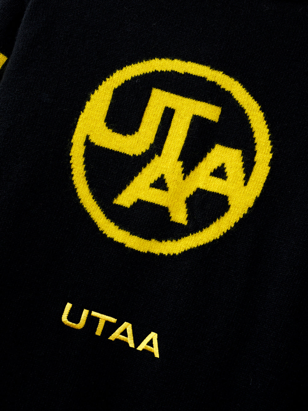 UTAA カラーマッチエンブレムニットジップアップ : Women's