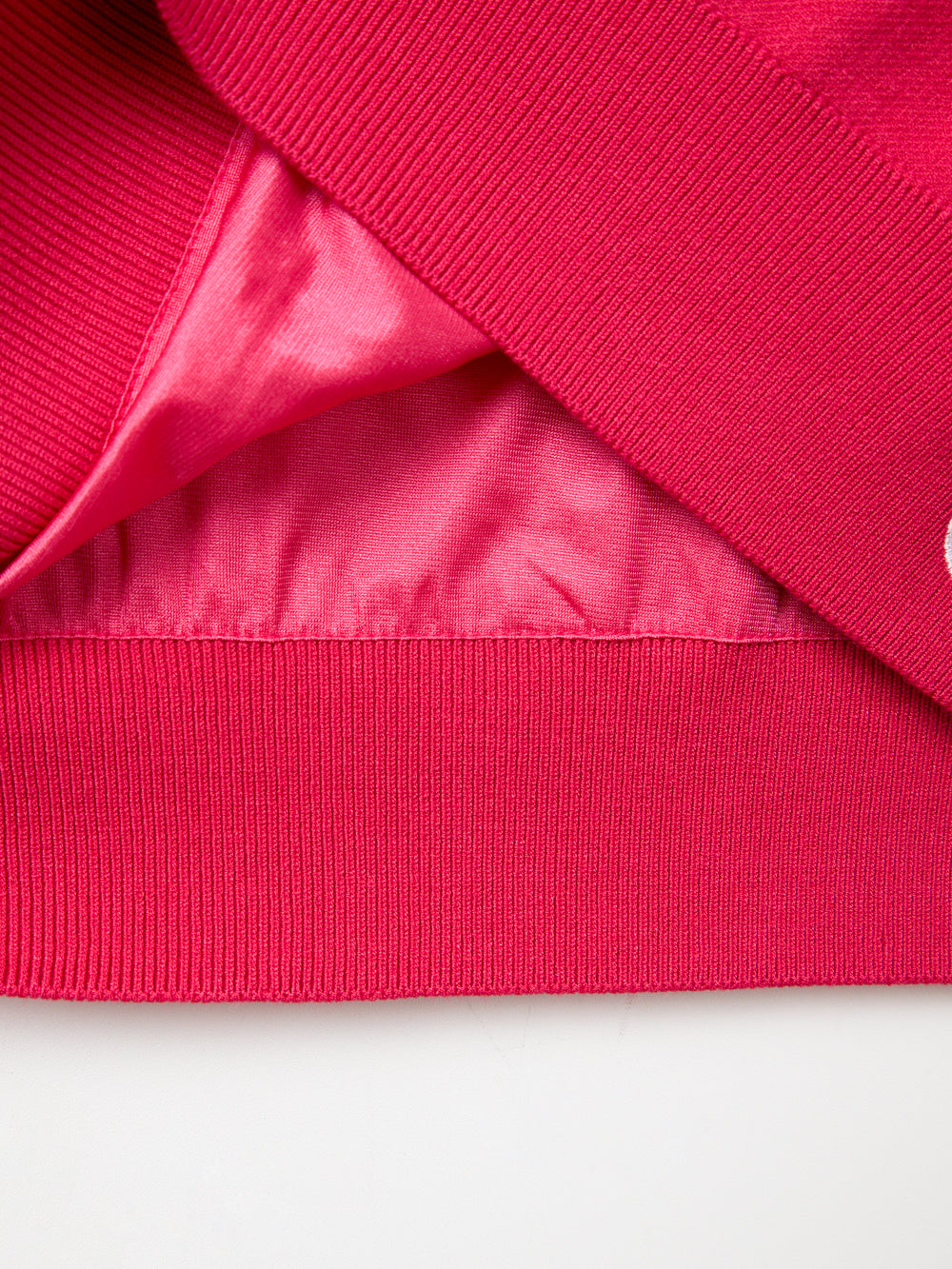 UTAA ロゴウェーブニットプルオーバー ピンク : Women's