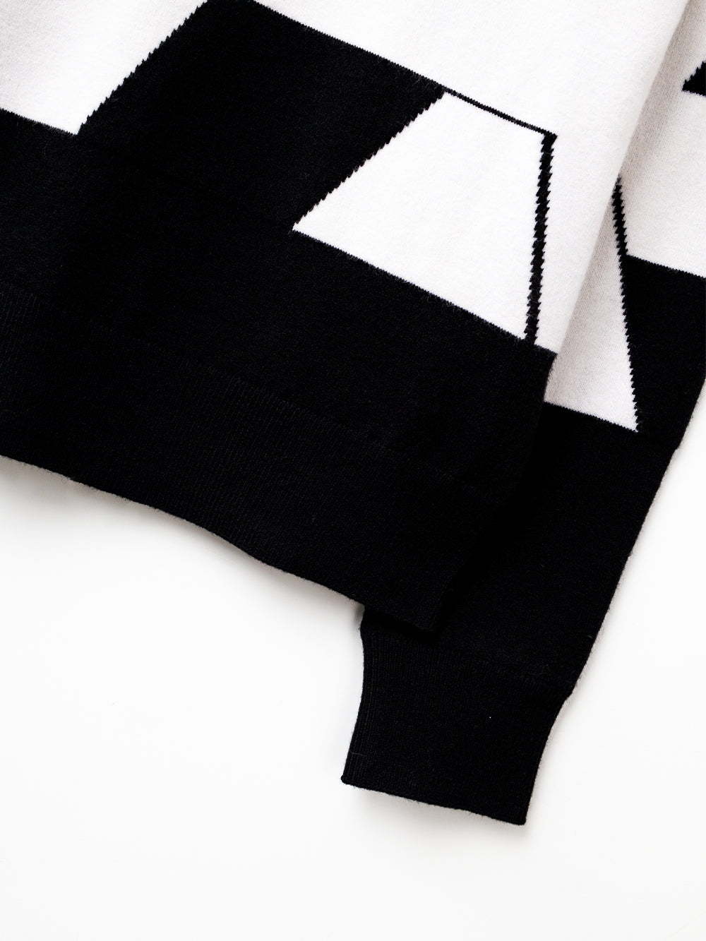 UTAA ミッドデーボールドロゴニットプルオーバー : Women's
